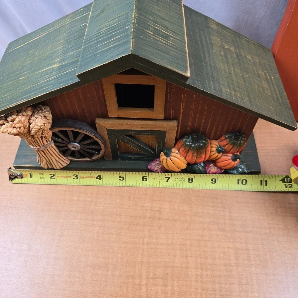 Russ Berrie Wooden House and Pumpkin Thanksgiving Rustic Country Halloween